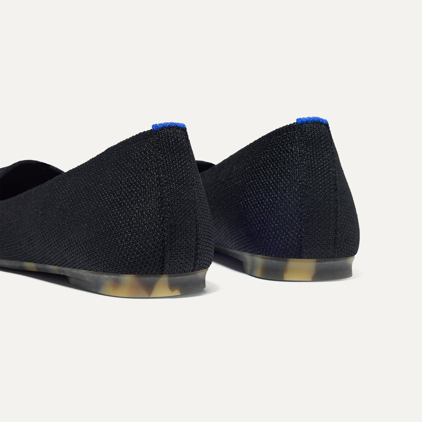 The Max Square - Black